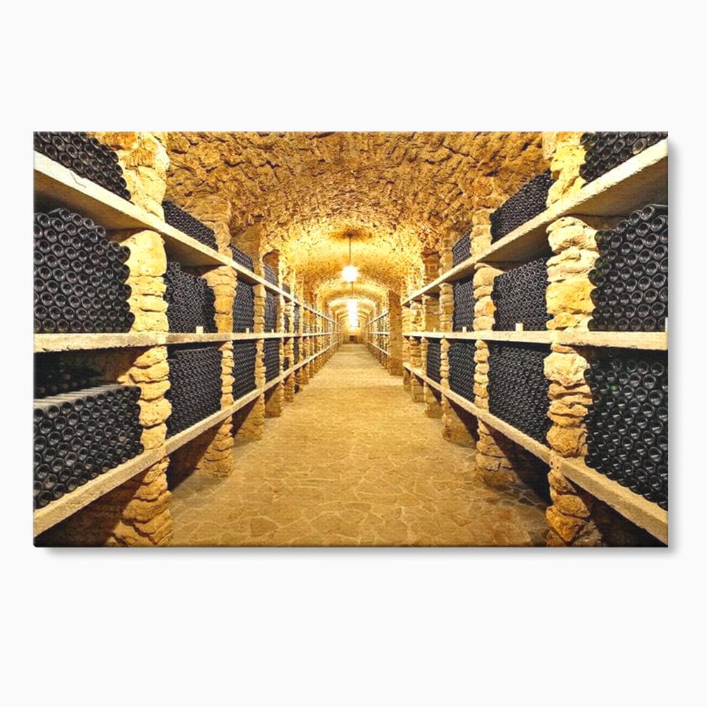 Tablou canvas cu tablou canvas cu crama subterana si sticle de vin, fara rama, pe sasiu de lemn
